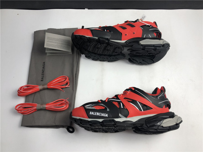 BL TRIPLE S TRAINERS