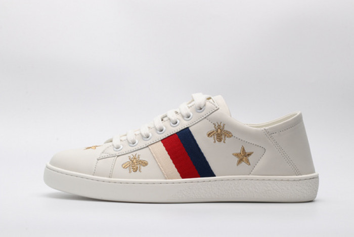 GC ACE EMBROIDERED LOW-TOP SNEAKER GC-17