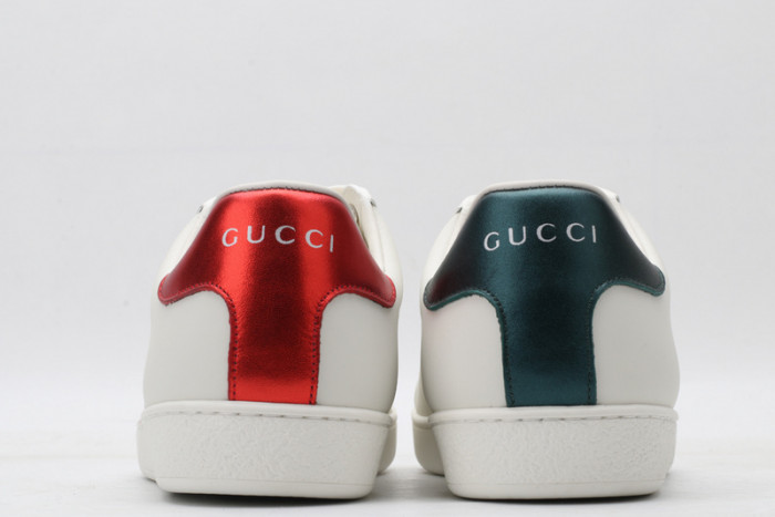 GC ACE EMBROIDERED LOW-TOP SNEAKER GC-18