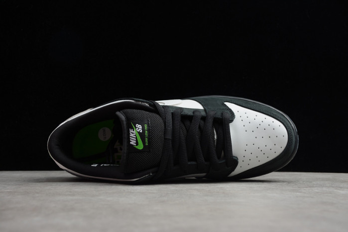 Nike SB Dunk Low Staple Panda Pigeon - BV1310-013