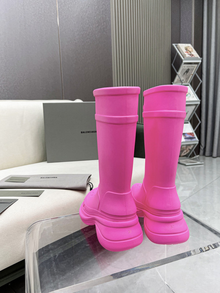 ba*len*cia*ga x Cr*0*s chunky rubber boots