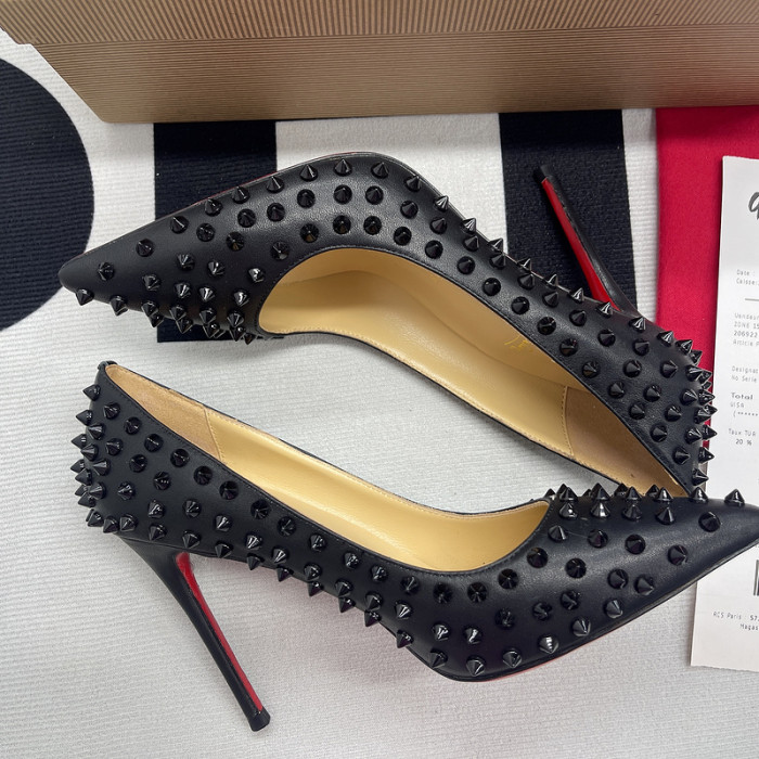 Ch**an louboutin heel
