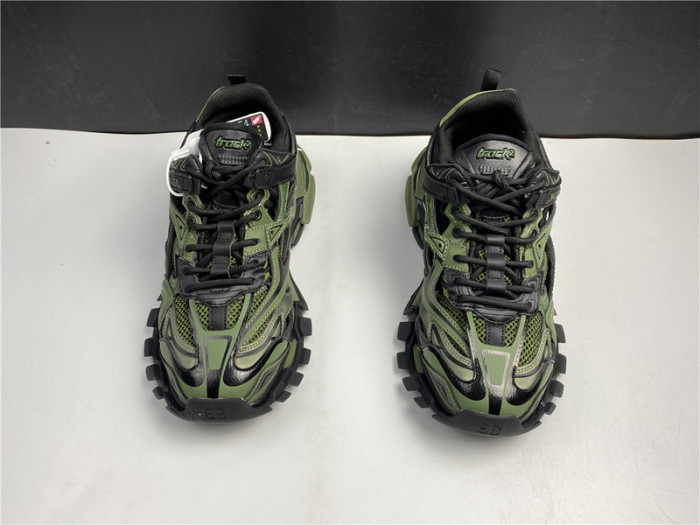 BL TRAINERS TRACK