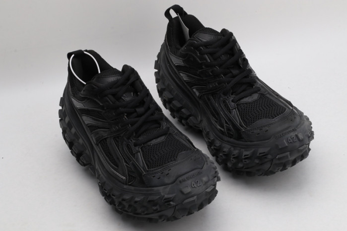 BC DEFENDER RUBBER PLATFORM SNEAKERS
