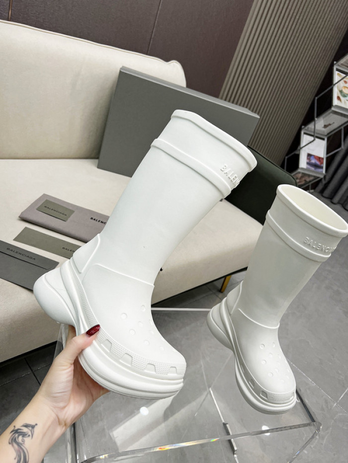 ba*len*cia*ga x Cr*0*s chunky rubber boots