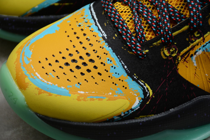 ZOOM KOBE 5 PROTRO PRELUDE FINALS MVP MULTI-COLOR 639691-700