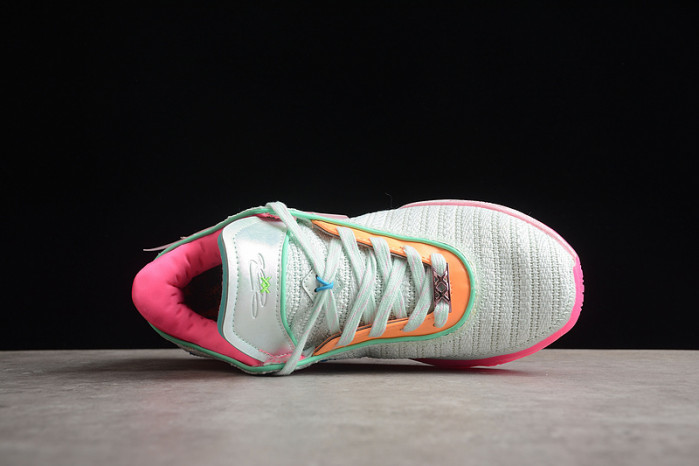 NIKE LEBRON 20 EP 